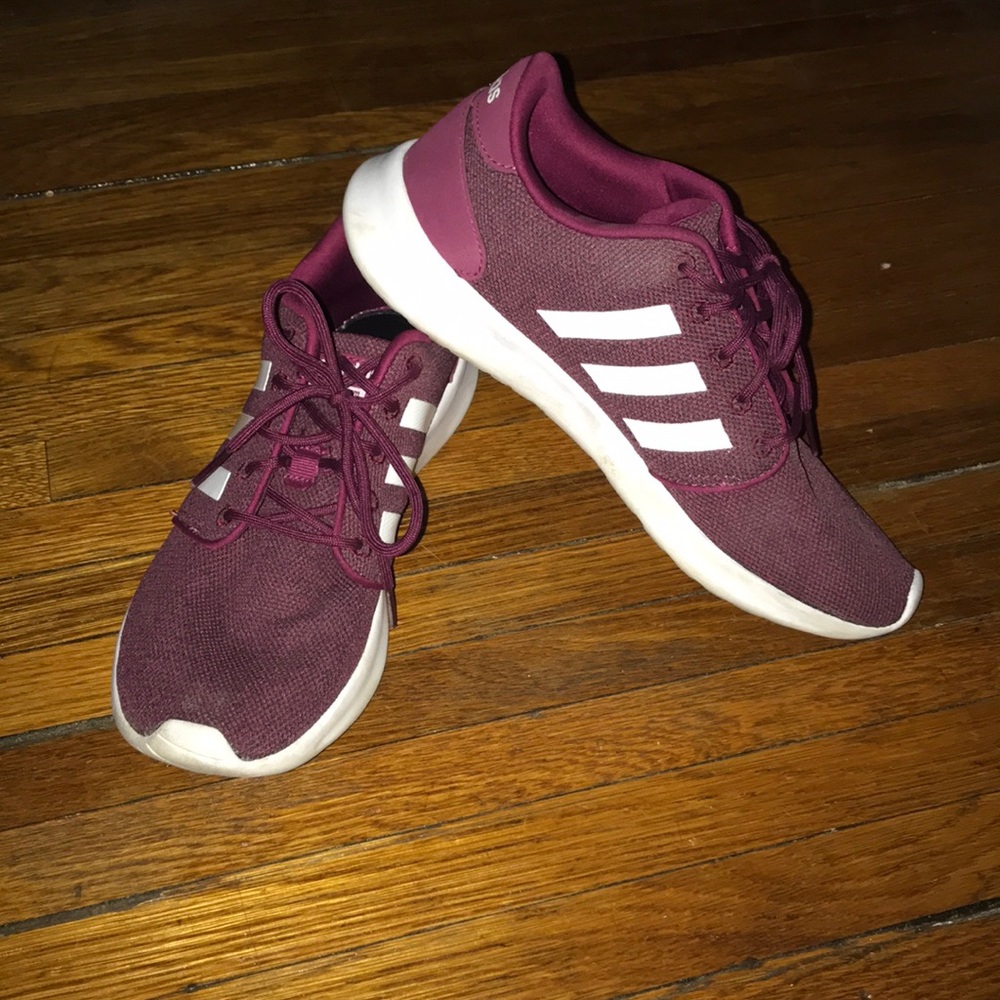 Adidas cloudfoam tennis shoes